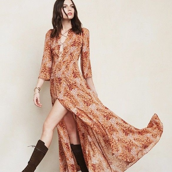 Reformation Dresses & Skirts - Reformation Leighton Dress